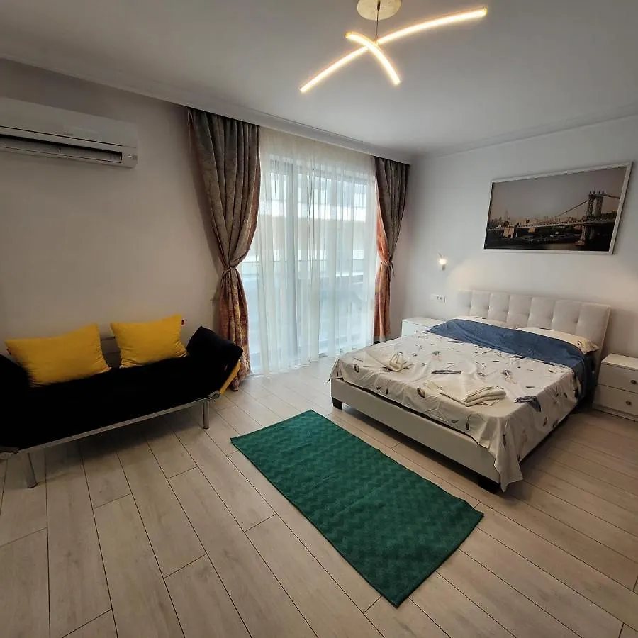 Studio 10 - Catedral Residence Bucharest - Free Parking 0*,