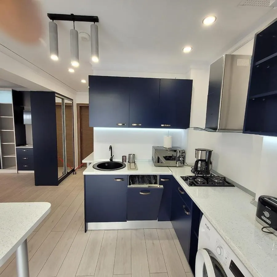 Studio 10 - Catedral Residence Bucharest - Free Parking Apartament